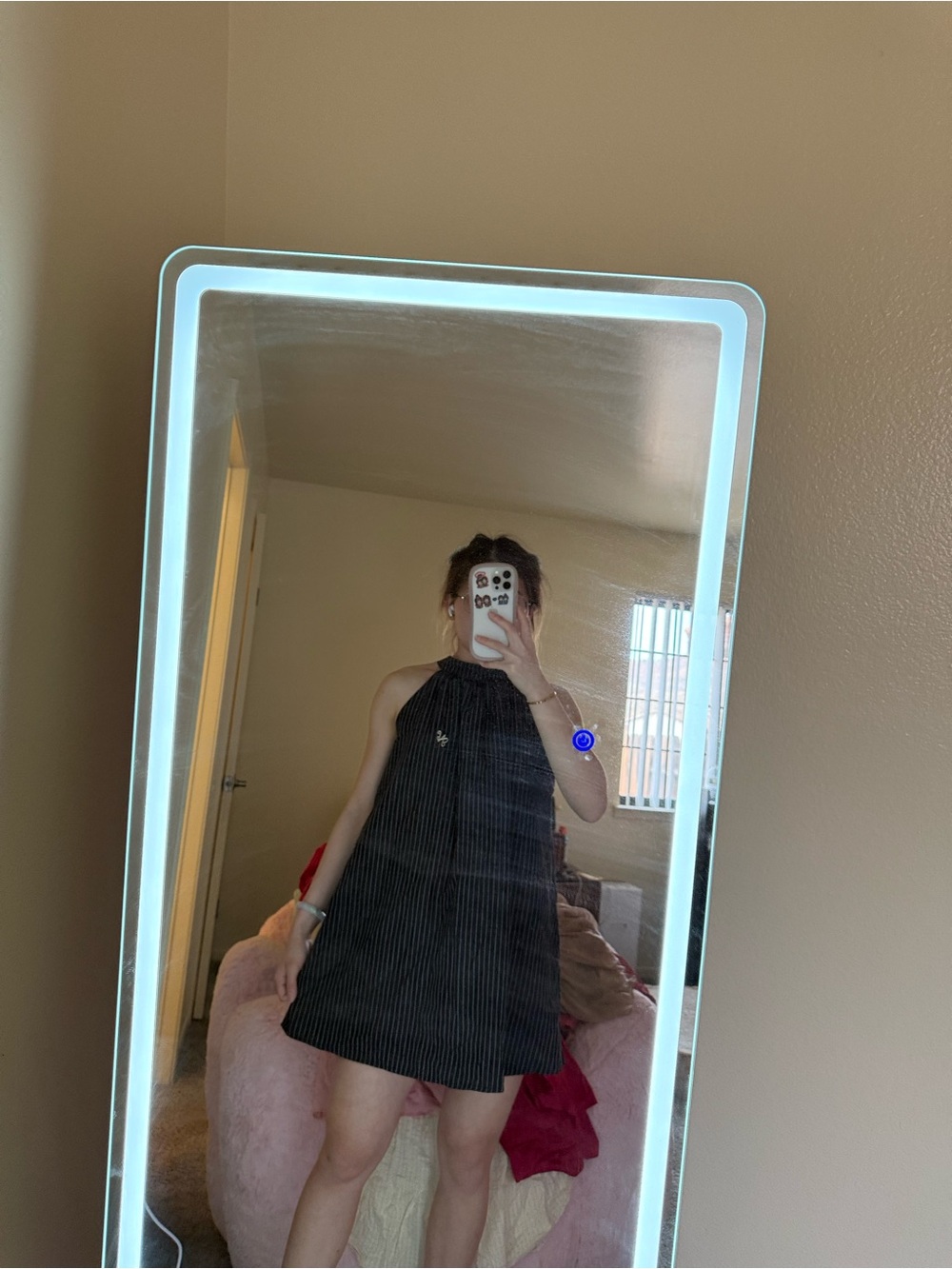 Two-piece set of oversized shirt and shorts